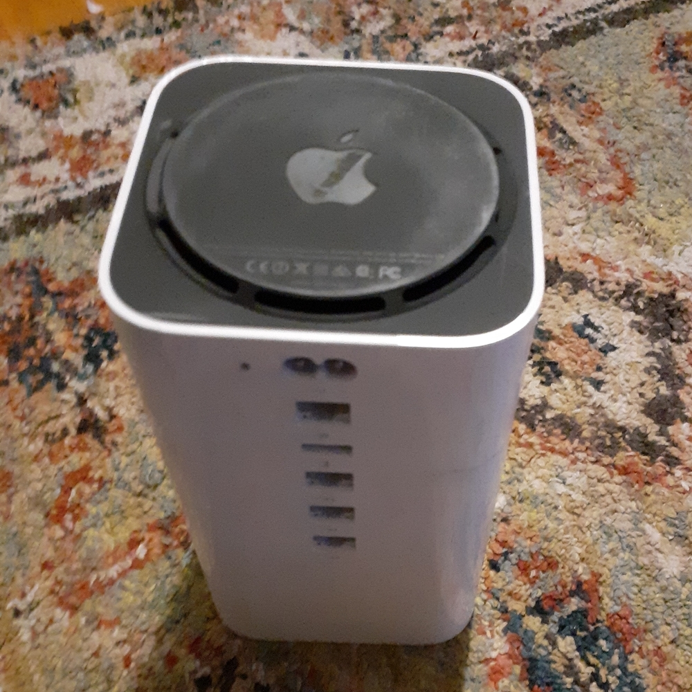 Apple airport extreme base station 6th generation wireless router